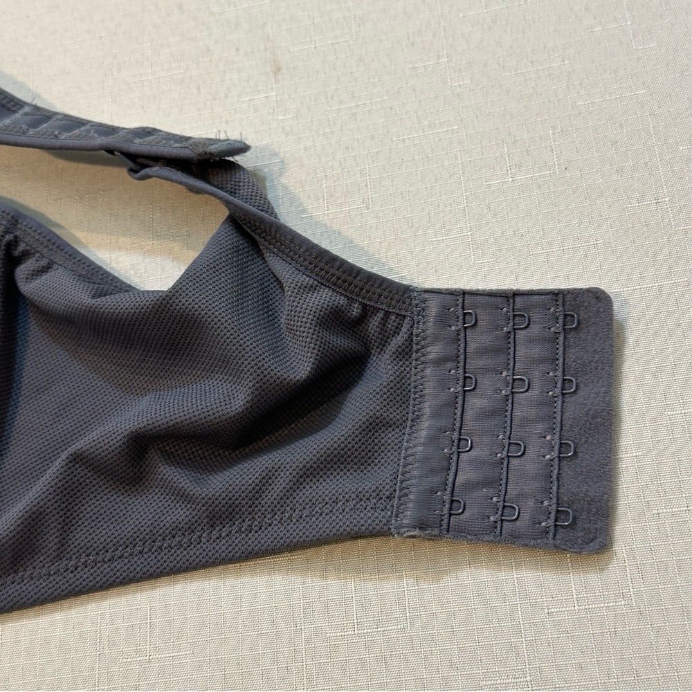 Wacoal Gray High Impact Underwire Sports Bra 40H Supportive - Picture 13 of 15